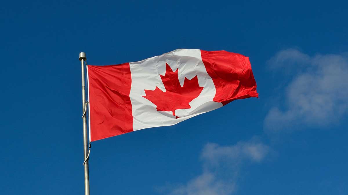 canadien-flag